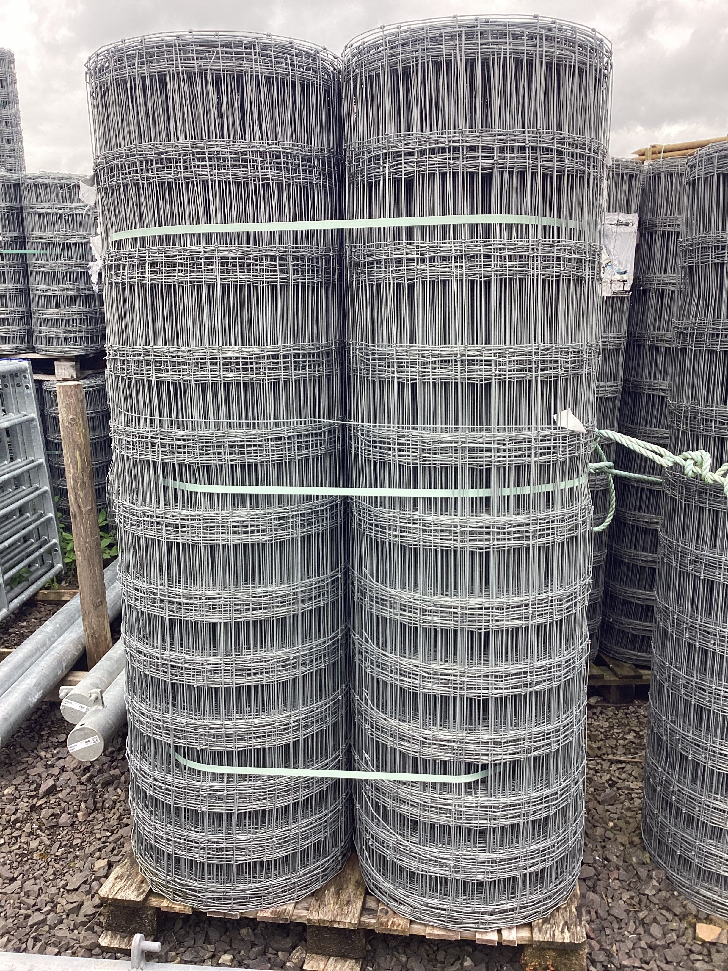 R12/182/15 deer net/rylock