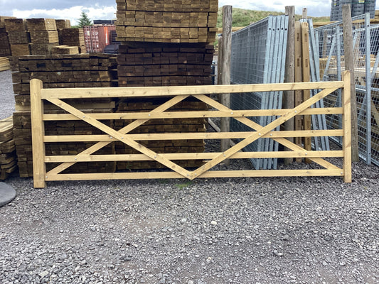 10ft Wooden Field Gate