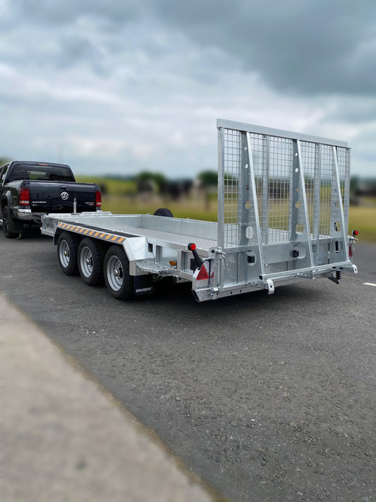 P4318T - 14'3'' x 6'1'' - 3500kg trailer